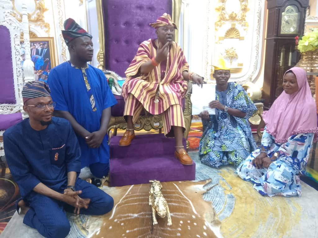 Oluwo Endorses World Headdress Day, Stresses Cultural Importance of Yoruba Headgear
