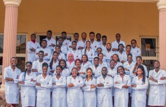 Medical Laboratories in state of coma, don laments
