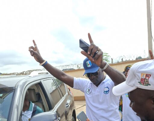 Adekanmbi storms PDP South-West Secretariat for alliance signing