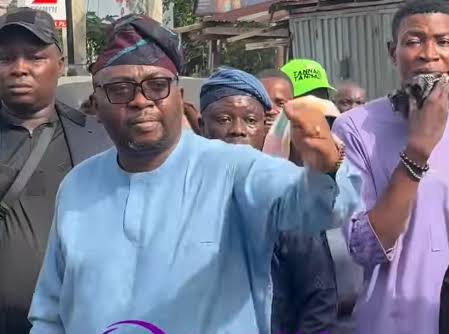 Gunmen kidnap ex-Power Minister Adelabu’s sister, twin sons in Ibadan
