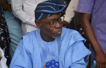 Gbolarumi sympathises with Oranyan traders over market fire