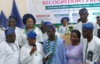 Ibarapa honours VC, HoS, UI DVC, others for outstanding service