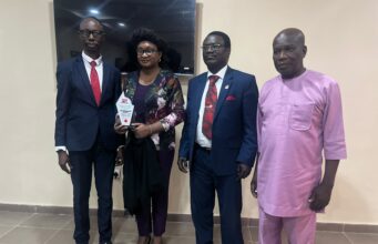 KDU VC Bags Cred 360 Excellence in Educational Leadership Award